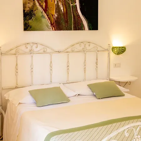 La Genziana Farm stay *