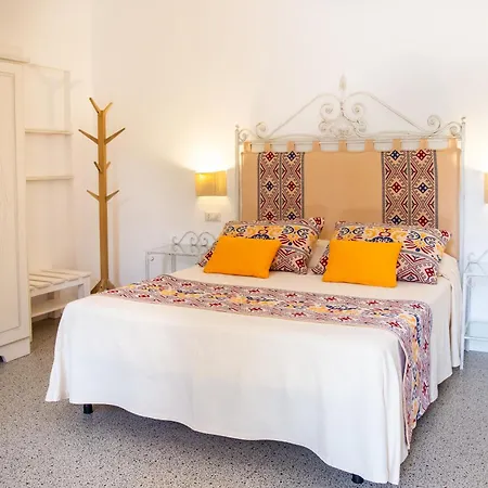 拉真兹阿纳农家乐 阿尔盖罗